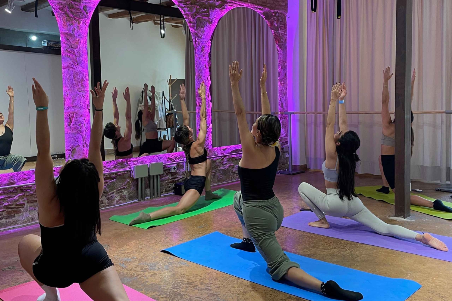 Barcelona: The Sisterhood Celebration – Dans og wellness