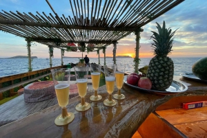 Ibiza: Luolat ja poukamat Snorkkelointi Melontalautailu Retki