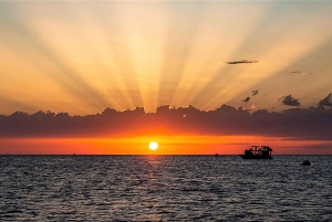 Ibiza: Snorklaus, auringonlaskun ranta ja luolakierros veneellä