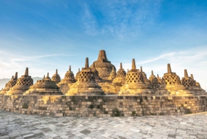 From Jakarta: Yogyakarta, Borobudur, Bromo, Ijen & Bali Tour