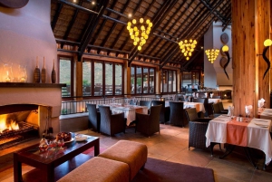 ヨハネスブルグ：2日間の4つ星ピラネスバーグサファリ