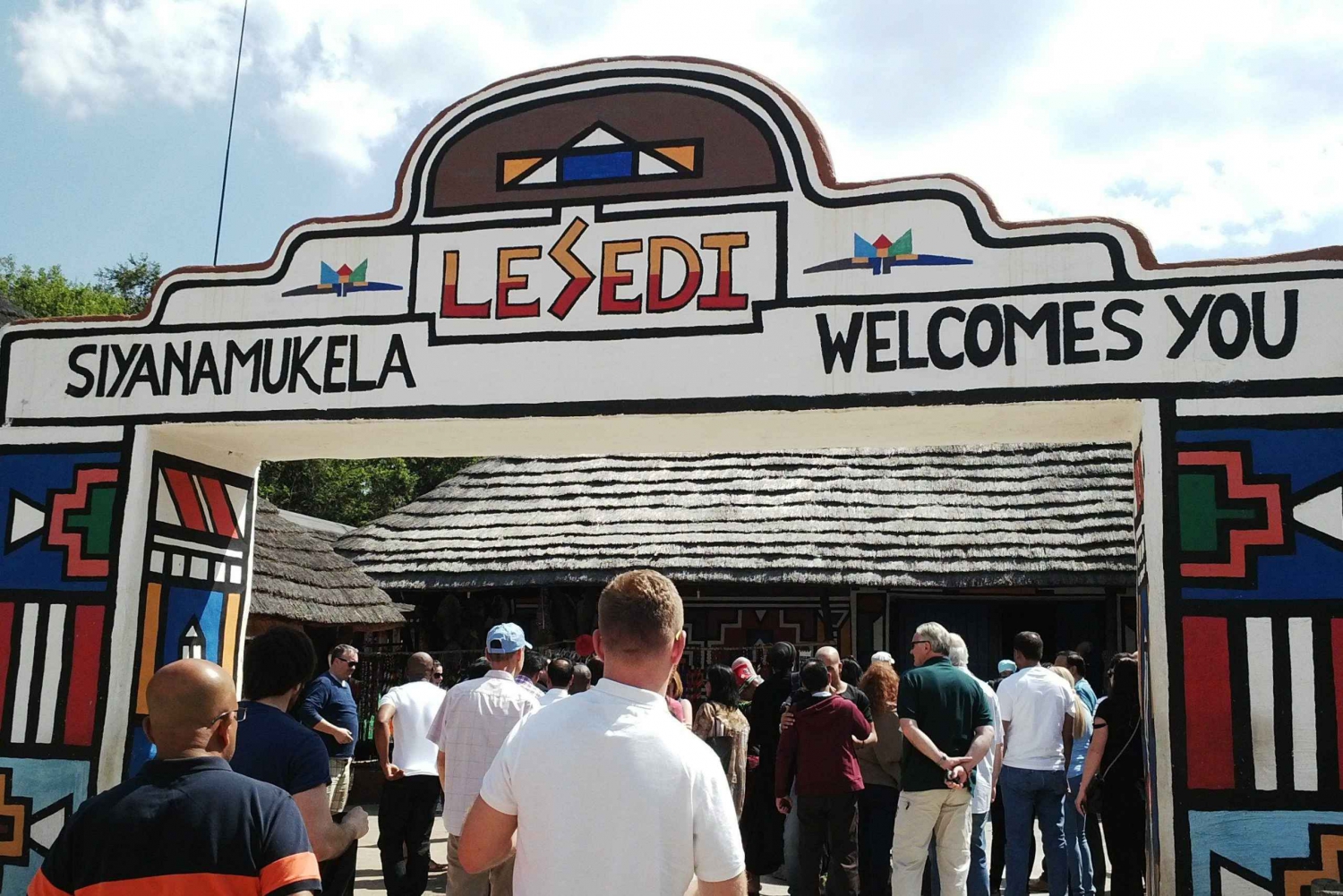 Lesedin kulttuurikylän kierros