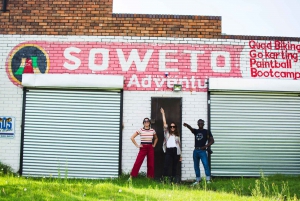 Soweto: Walking Tour with a Local Guide and Lunch