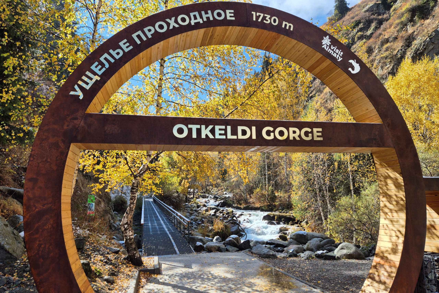 Tour por las gargantas de Alma-Arasan y Ayusai con aguas termales