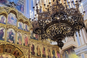 Almaty: Kaupungin nähtävyydet ja paikallinen markkinakierros Vihreä basaari