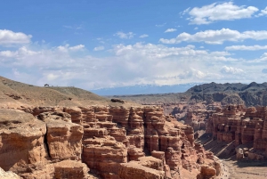 De Almaty: Excursão ao Charyn Canyon com os lagos Kolsay e Kaindy