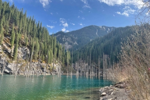 De Almaty: Excursão ao Charyn Canyon com os lagos Kolsay e Kaindy