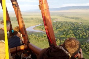 Safari de 3 días por el Masai Mara con experiencia en globo aerostático