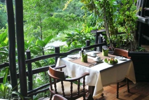 Von Mombasa: Shimba Hills 2-Tages-Safari mit Guide