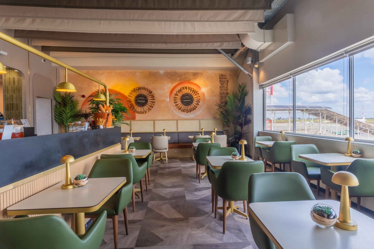 Jomo Kenyatta Int'l Airport(NBO): Premium Lounge Entry