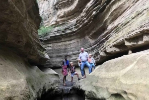 Групповая однодневная экскурсия в заповедник Хеллс-Гейт и к озеру Найваша