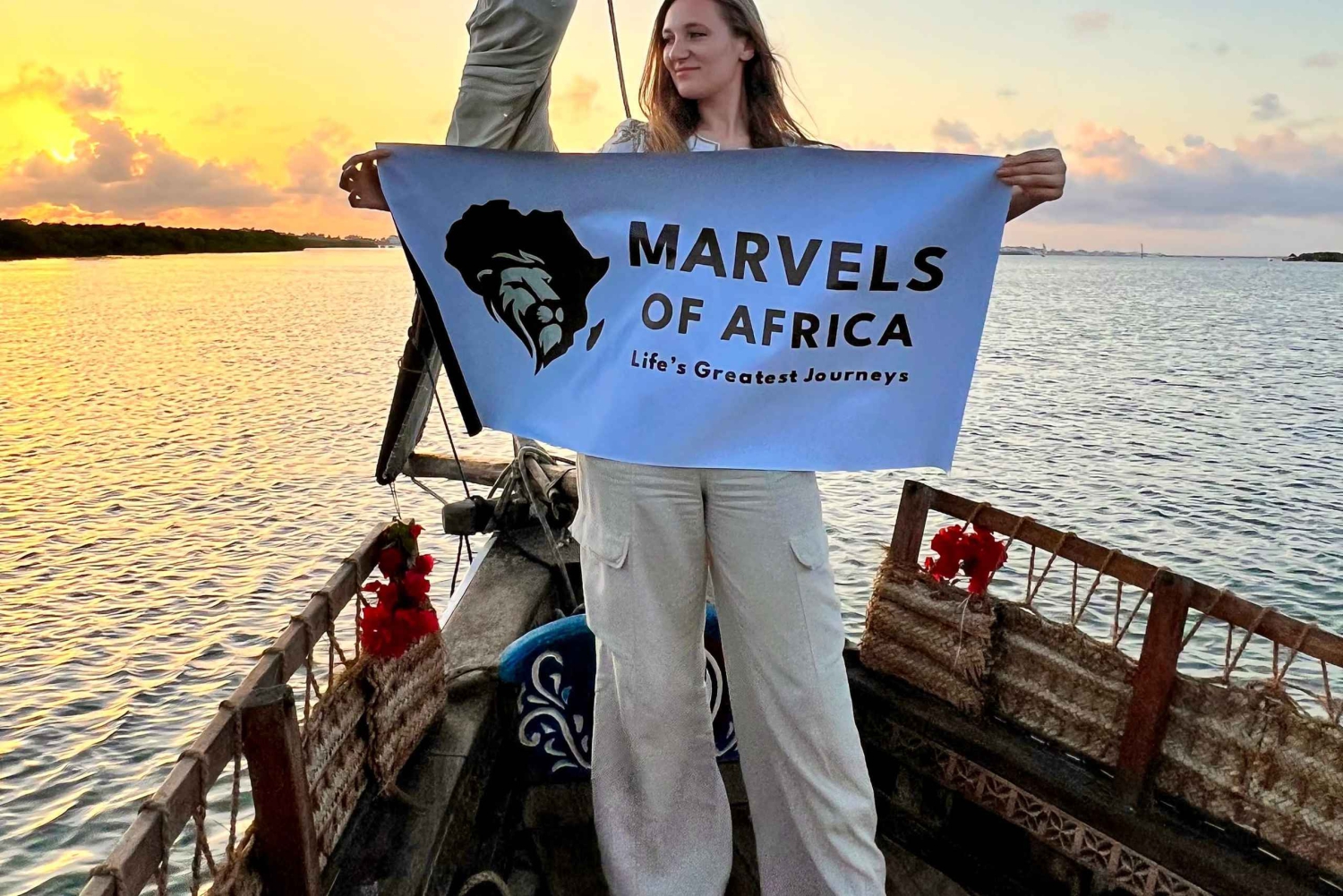 Lamu: Auringonlaskuristeily perinteisellä dhow-veneellä