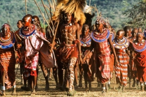 Passeio pela vila tradicional de Maasai