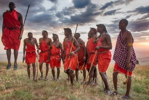 Passeio pela vila tradicional de Maasai