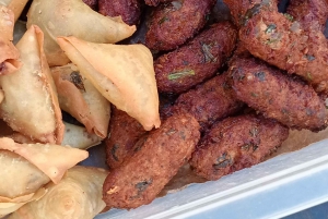 モンバサ：フォート・イエス、旧市街、スパイスマーケット、シヴァ寺院、トゥクトゥクに乗る