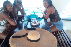 モンバサのムトワパ・クリーク：穏やかな海でのボートツアー、サンセットクルーズをお楽しみください