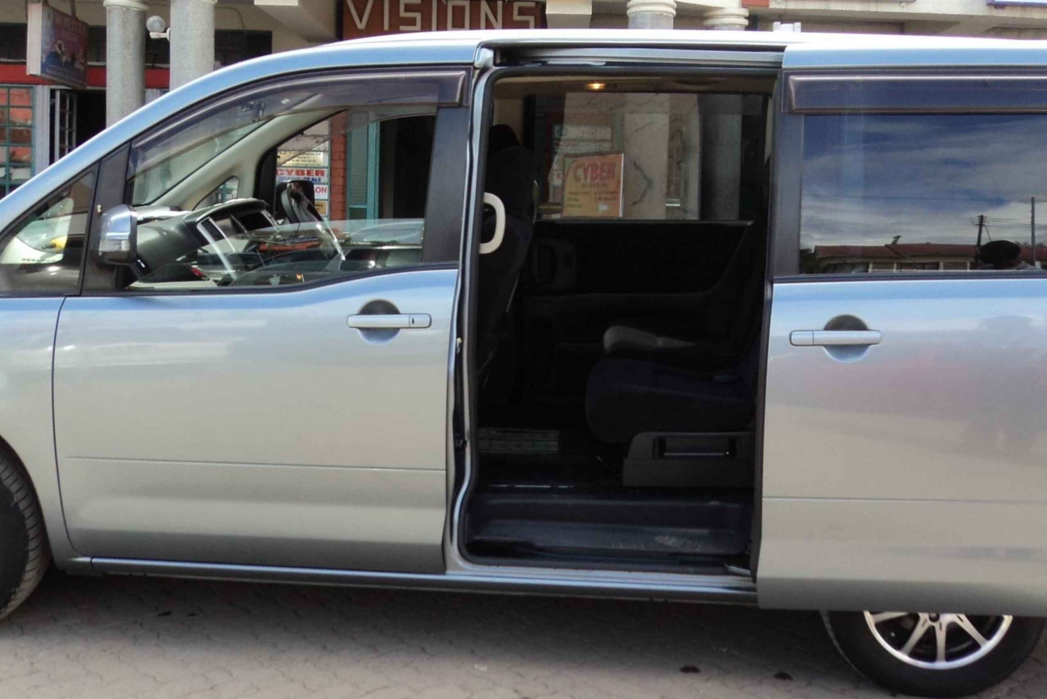 Nairobi Airport One-Way Transfers