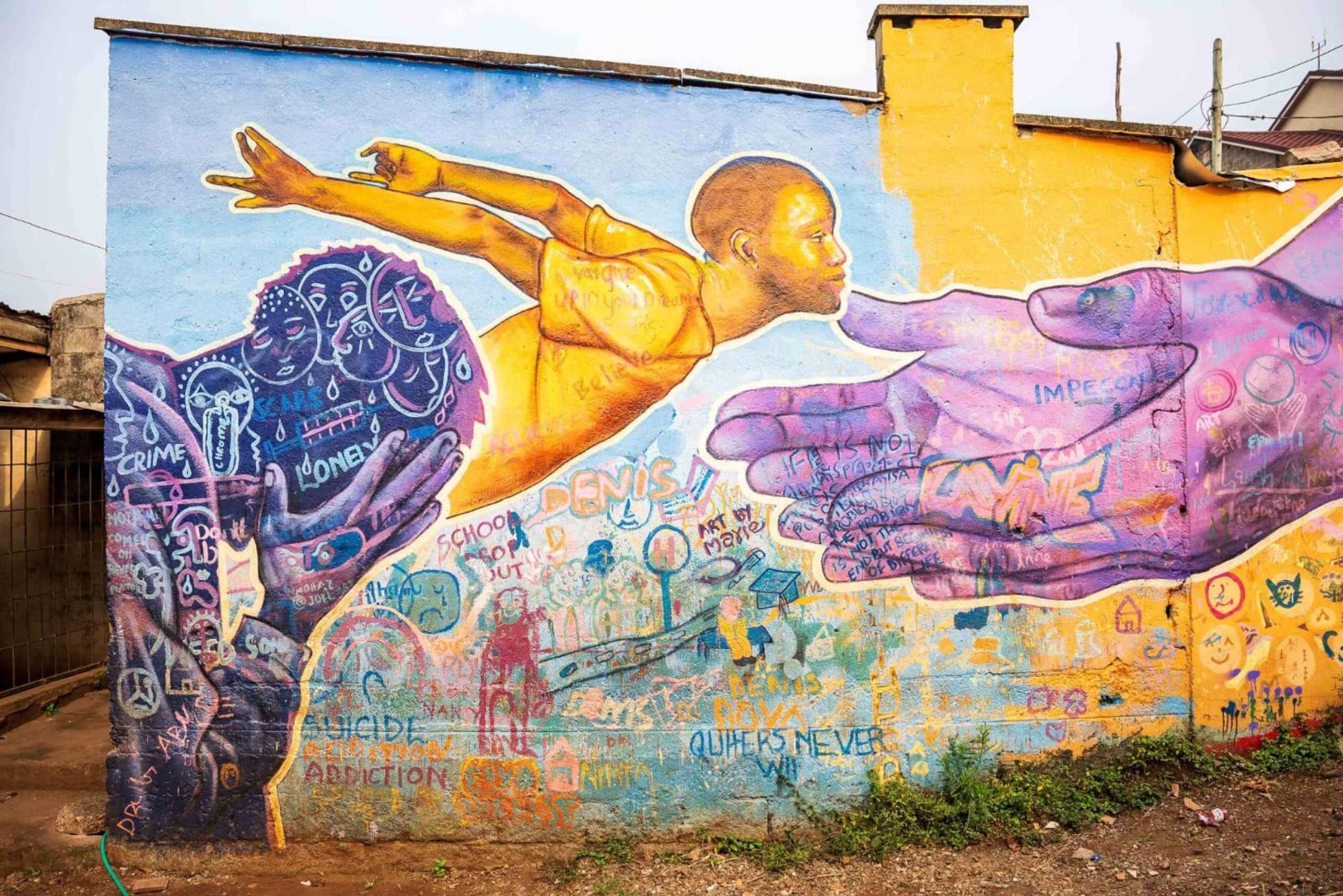 Nairobi : visite guidée du street art de Kibera avec des artistes locaux