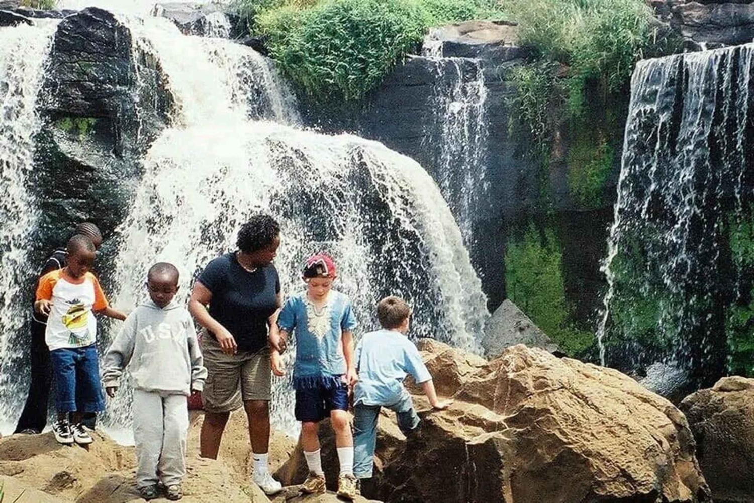 ナイロビ：歴史と現代の見どころを巡るガイド付きウォーキングツアー