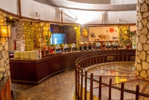 Nairobi or Mombasa: 2-Day Salt Lick Safari Lodge Tour