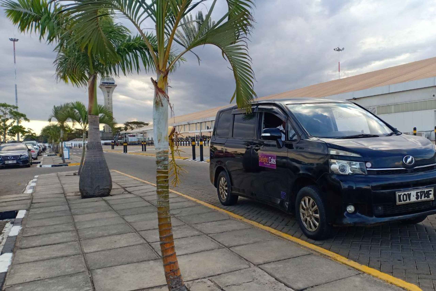 Nairobi: Privé transfer naar luchthaven of treinstation