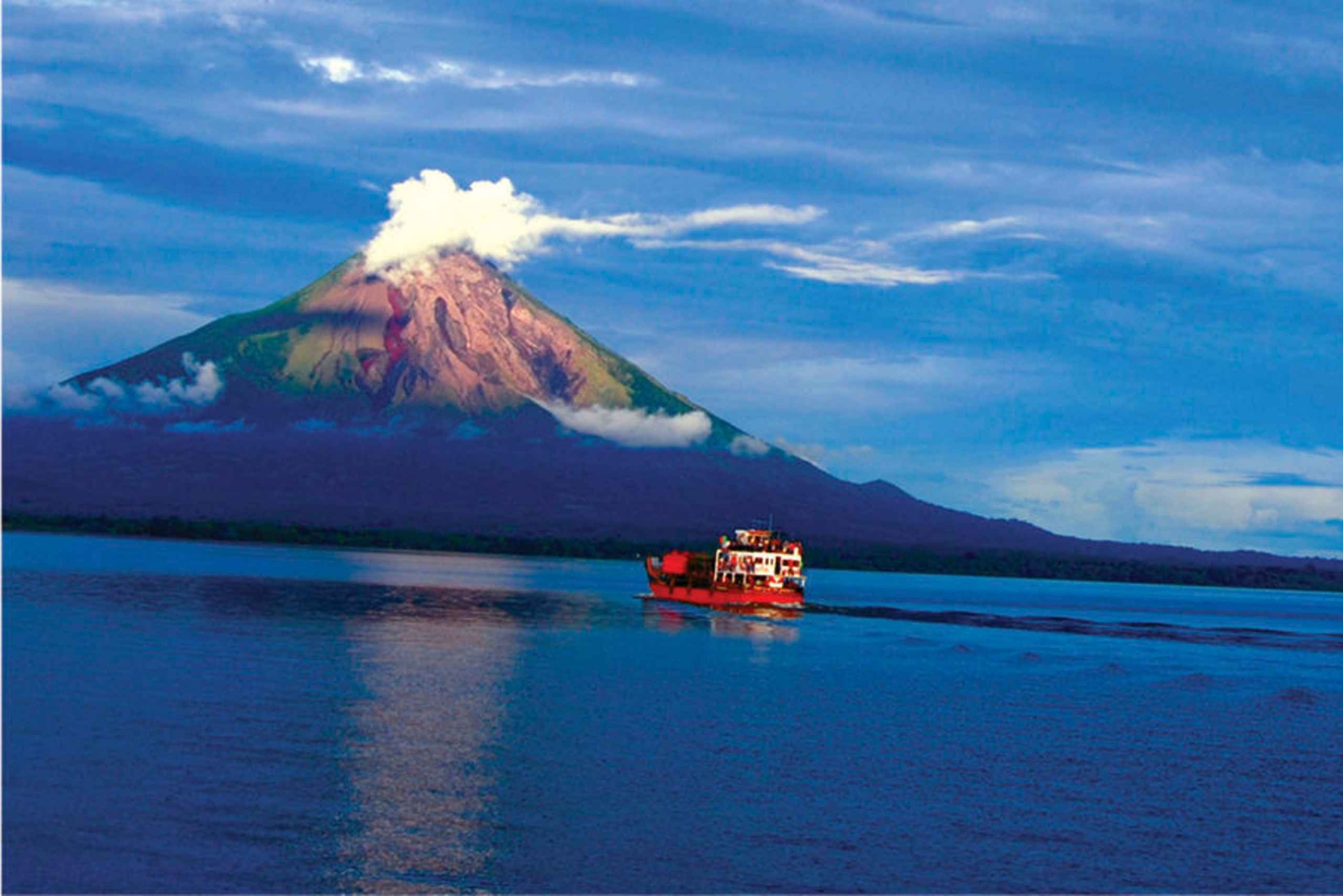 From Granada: Full-Day Trip to Ometepe Island