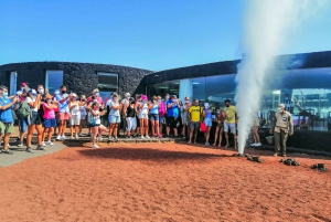 Lanzarote: Tour di un giorno intero dei punti salienti dell'isola