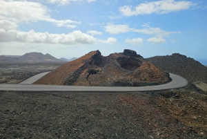 Lanzarote: Timanfaya National Park Volcanic Craters Tour