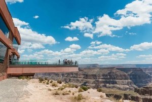 Las Vegas: Grand Canyon West & Hoover Dam Tour with Meals