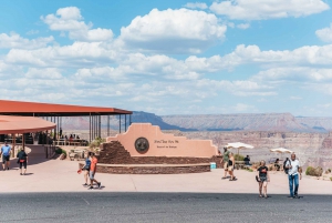 Las Vegas: Grand Canyon West & Hoover Dam Tour with Meals