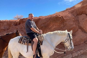 Las Vegas: Horseback Riding with Breakfast