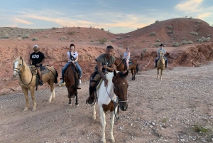 Las Vegas: Horseback Riding with Breakfast