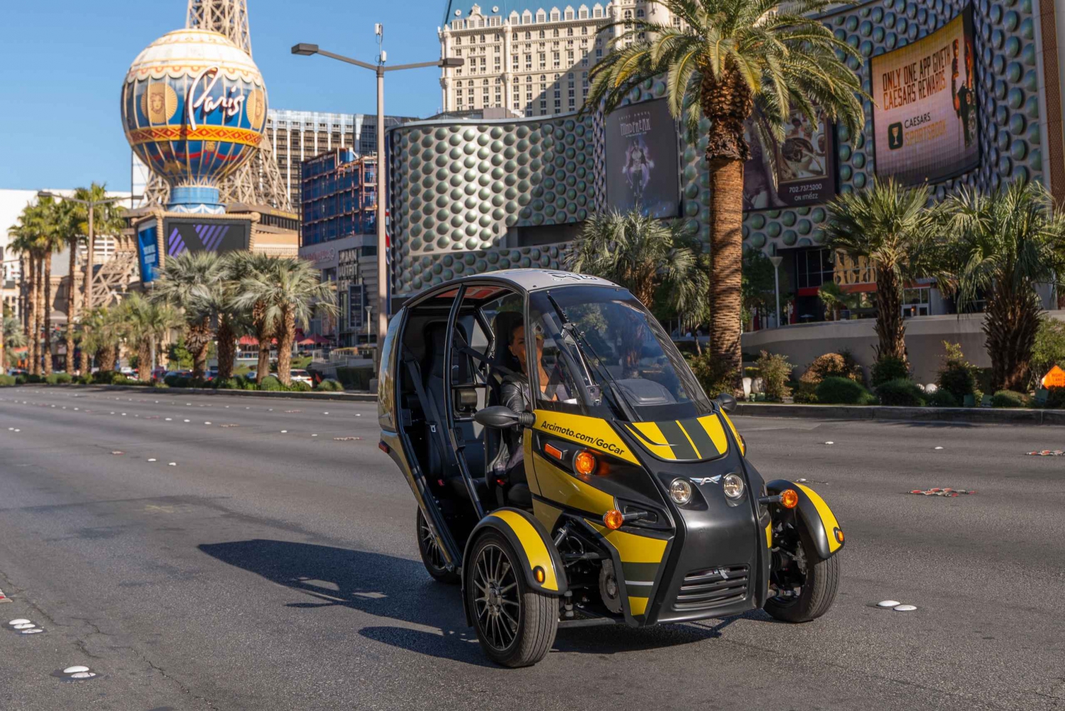 Las Vegasissa: GoCar Las Vegas Strip Tour