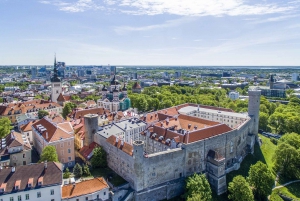 From Tallinn: Private Transfer to Riga with Sightseeing