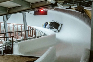 Ryga: przejażdżka bobslejowa i saneczkowa w Siguldzie z transportem z hotelu