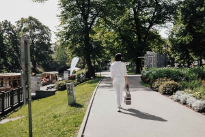 Private Chirstmas Riga Old Town Photoshoot & exploration