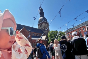 Riga: e-bus tour door de oude stad met audiogids en welkomstdrankje