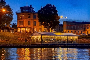 Riga: Private Boat Tour City Canal and Daugava River