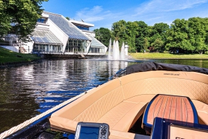 Riga: Private Boat Tour City Canal and Daugava