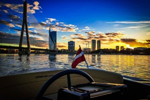 Riga: Private Boat Tour City Canal and Daugava