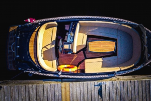 Riga: Private Boat Tour City Canal and Daugava