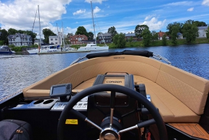 Riga: Private Boat Tour City Canal and Daugava