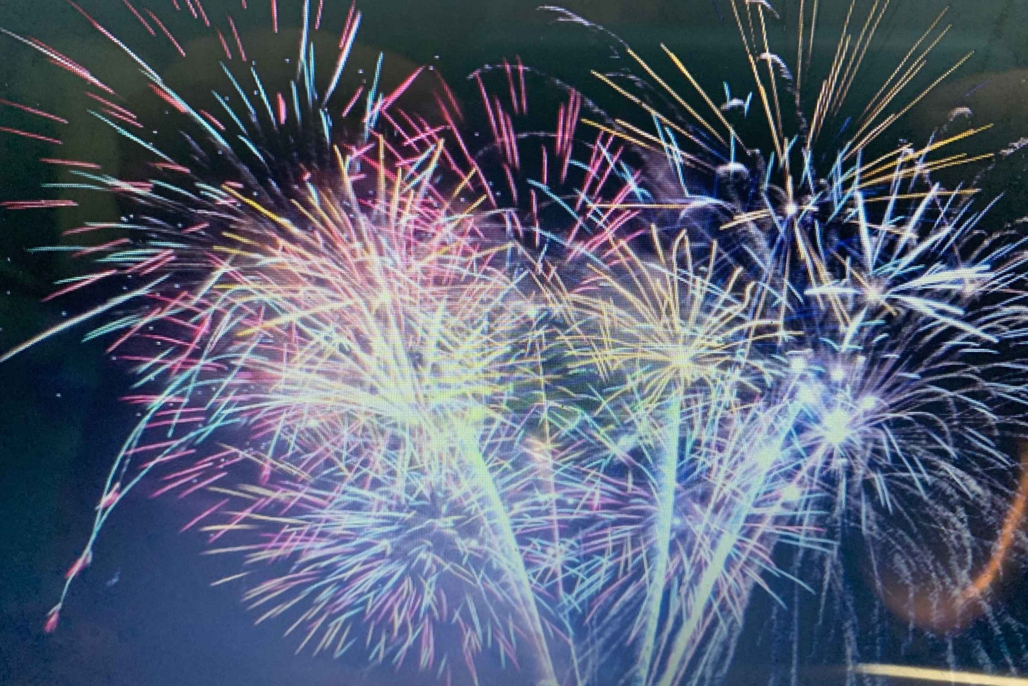 Lisbon: New Year's Eve Fireworks Sail Boat Tour