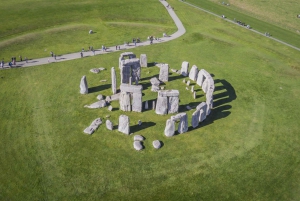 From London: Stonehenge, Windsor and Salisbury Guided Tour