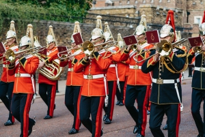 London: Experience the Changing of The Guard