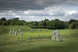 London: Stonehenge, Glastonbury & Avebury Small Group Tour