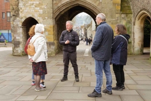 Winchester: Historic Castles and Cathedrals Walking Tour
