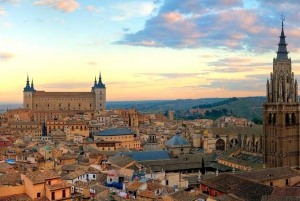 From Madrid: Guided Day Trip to Segovia and Toledo