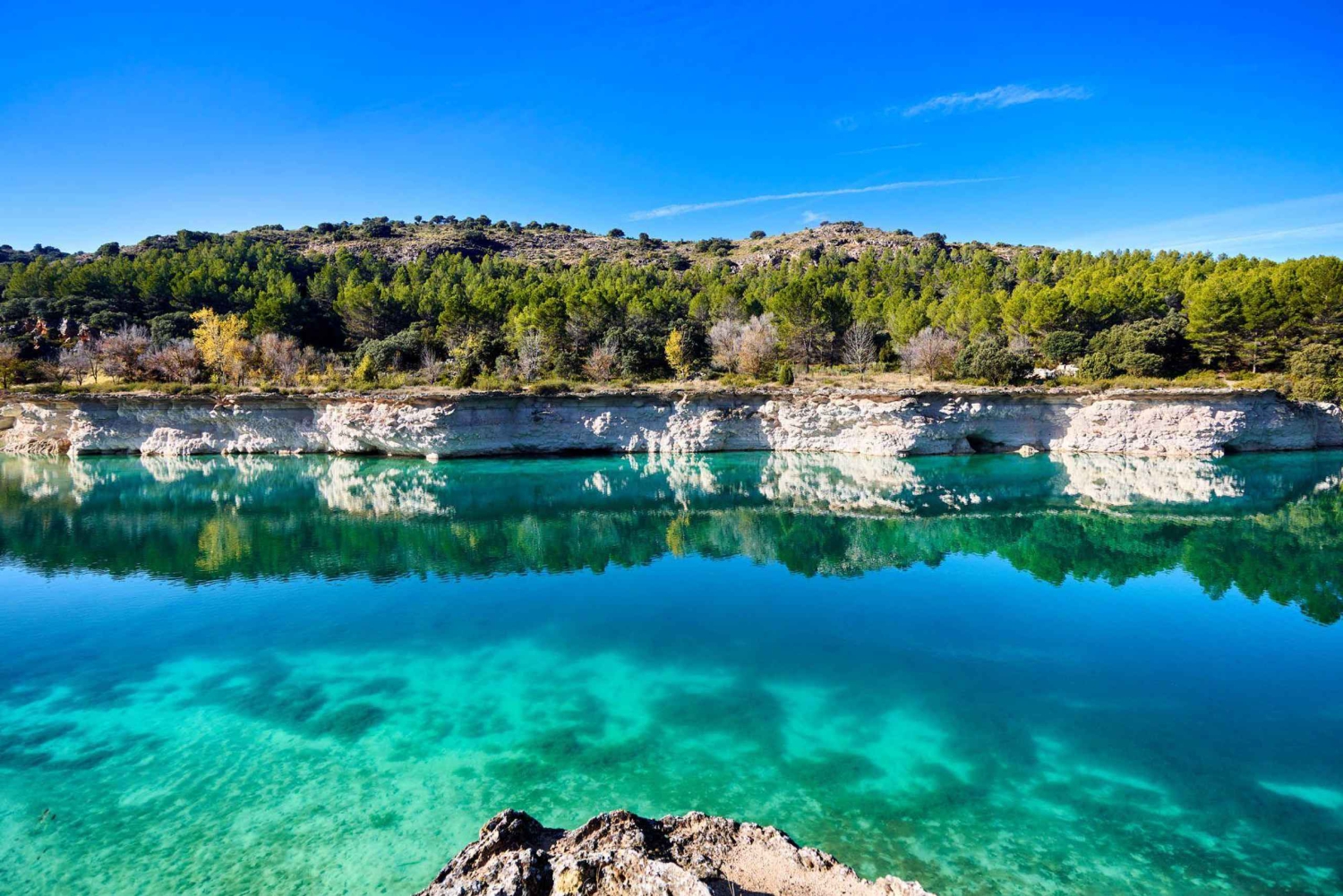 Madrid: Day Trip to Lagunas de Ruidera with Kayak Option