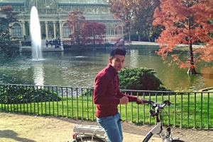 Madrid: Literary Quarter & Retiro Park Electric Bike Tour